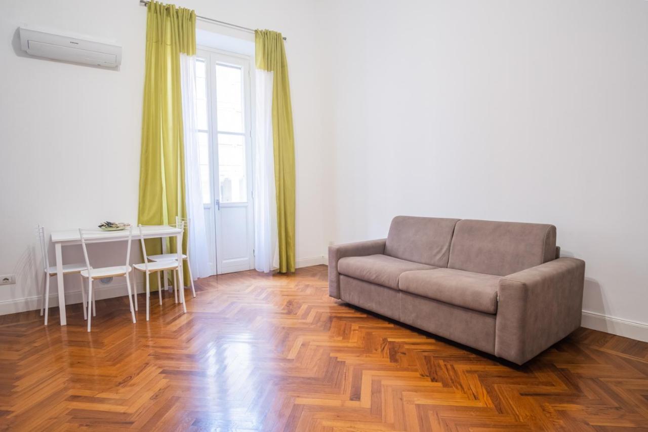 Loft Via Morosini Centro Varese - Ixihome Bagian luar foto